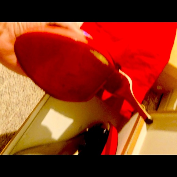 Platform Shoes - Picture 2 of 4